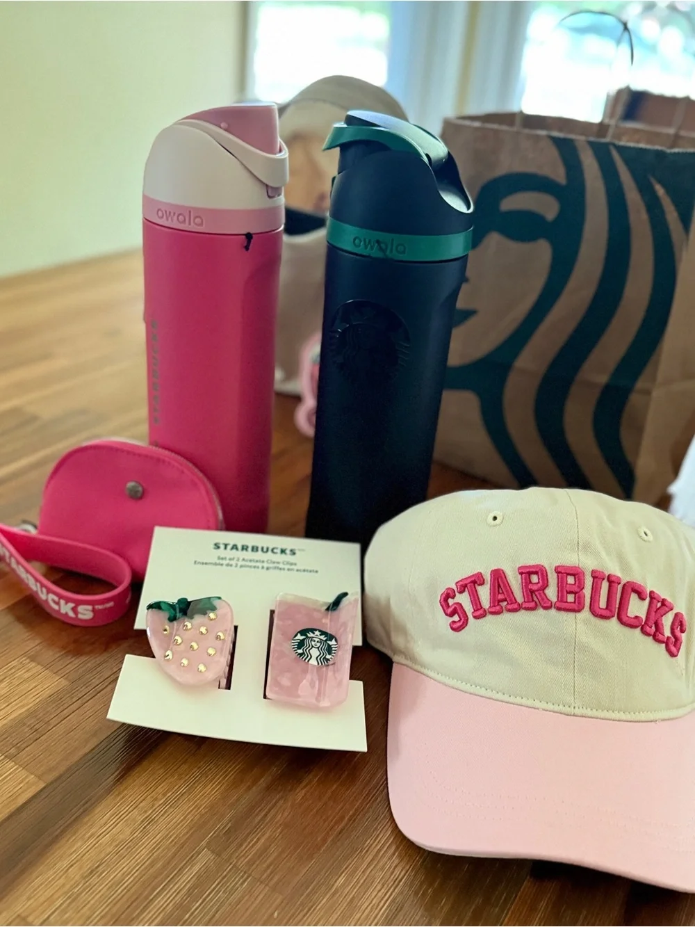 Starbucks Pink & Black  Owala Bottle Set with Cream and Pink Logo Cap